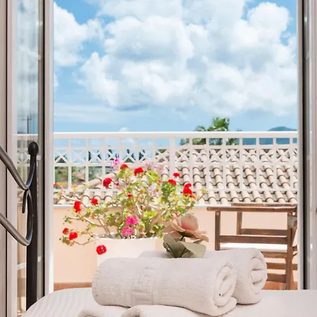 Villa Lorenzo With Private Pool, 200m From The Beach, By Zantewize